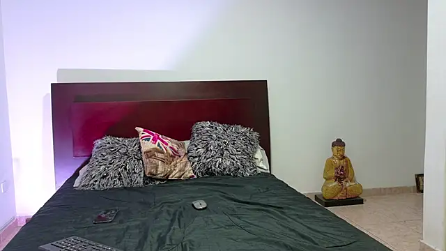 zackmontieel online show from June 28, 12:27 am