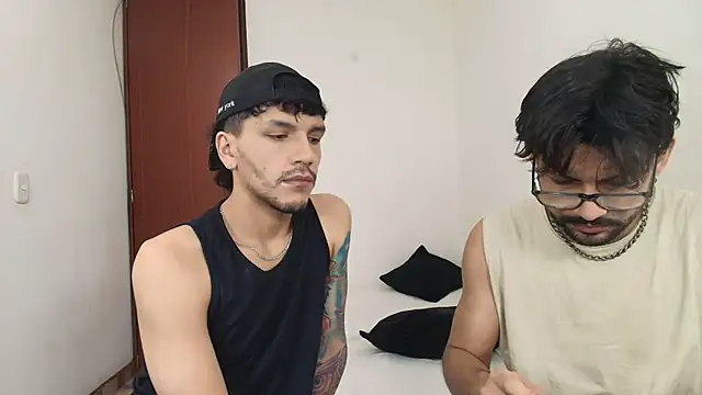 Benjamin show online show from April 23, 8:22 pm