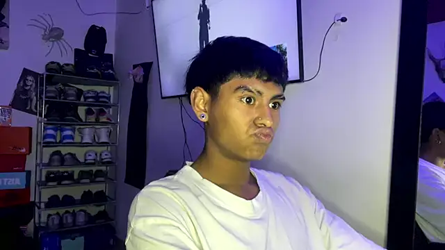  Billowy  online show from November 8, 10:35 pm