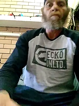 Snapshot of Deonlonely1 chatting on September 12, 12:10 am Deonlonely1 online show from September 12, 12:10 am