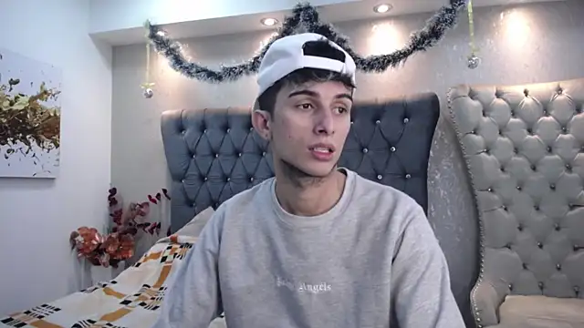 Snapshot of MrWilliseo chatting on January 4, 7:55 pm MrWilliseo online show from January 4, 7:55 pm