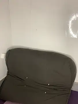 lixiaoshuai8 online show from November 27, 6:28 am