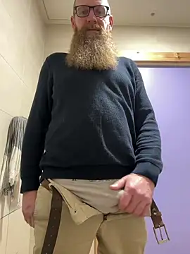 Ice mannHH online show from December 4, 1:20 pm