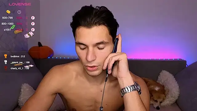 denlover1 online show from October 6, 5:17 pm