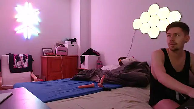 jonny-bisexual online show from December 27, 1:22 am