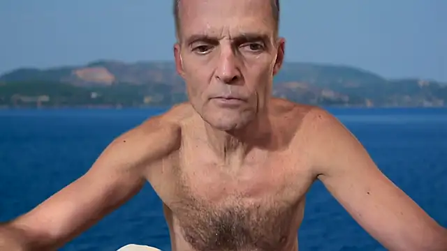 TowaFreespirit online show from December 24, 8:16 pm