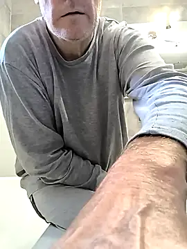 bogland33 online show from February 22, 9:34 am