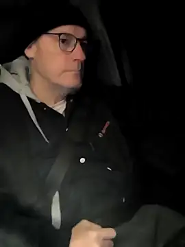 bogland33 online show from February 28, 7:03 pm