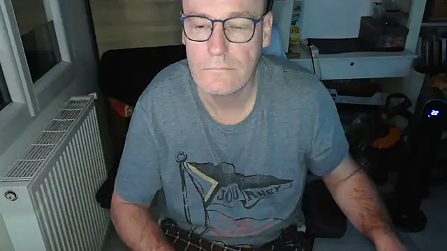 bogland33 online show from February 19, 11:25 pm