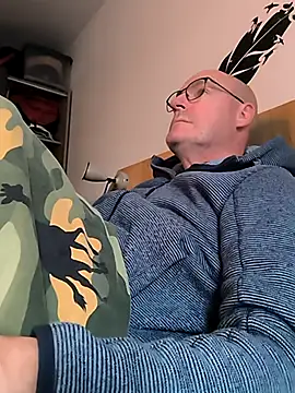 bogland33 online show from October 16, 4:59 pm