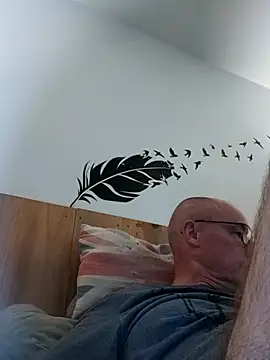 bogland33 online show from October 2, 7:40 pm