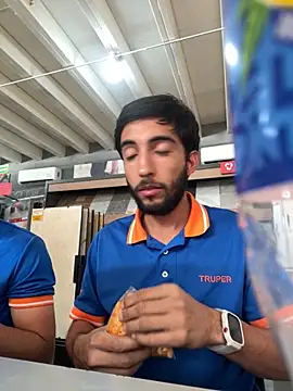 eviltwinyoung online show from November 4, 10:22 pm