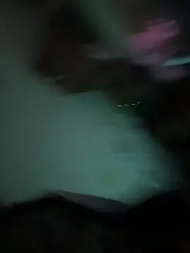 Snapshot of devinshd chatting on October 29, 1:14 pm devinshd online show from October 29, 1:14 pm