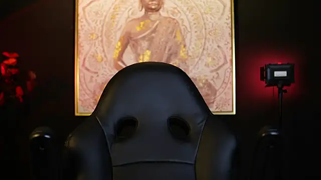 Snapshot of CallumMuscle chatting on October 15, 7:21 pm CallumMuscle online show from October 15, 7:21 pm