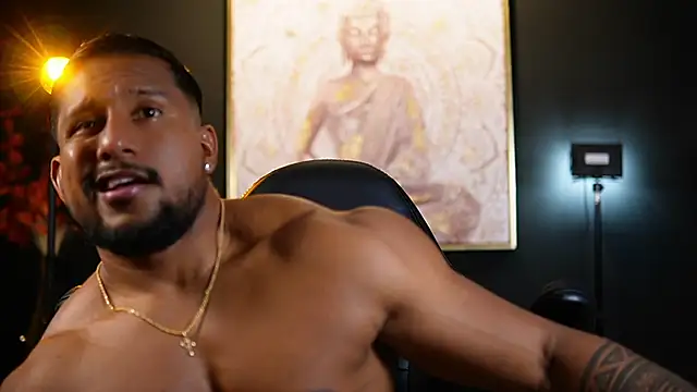 Snapshot of CallumMuscle chatting on September 21, 12:55 am CallumMuscle online show from September 21, 12:55 am