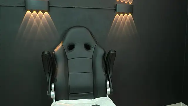 Snapshot of CallumMuscle chatting on January 11, 3:09 pm CallumMuscle online show from January 11, 3:09 pm