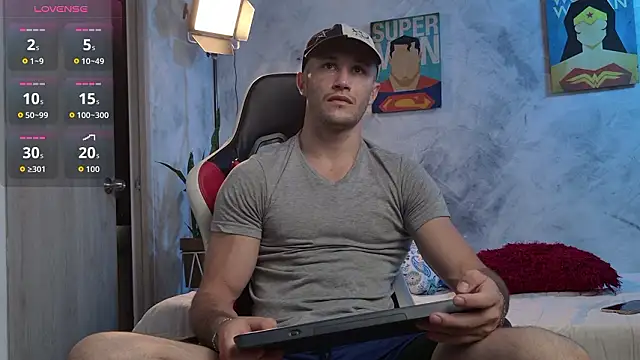 AxelFairchaild online show from March 28, 12:16 pm