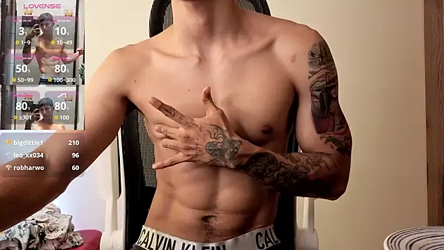 Cristopher23  online show from October 30, 2:29 pm