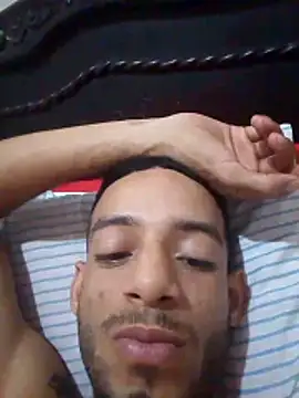 alvaroenriqe23 online show from March 2, 1:51 pm