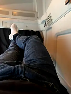 Snapshot of Dan_NFS chatting on October 2, 6:28 am Dan NFS online show from October 2, 6:28 am