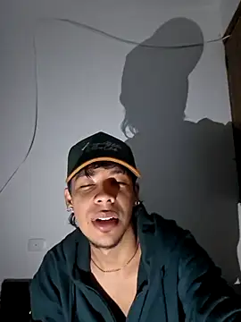 Elputas online show from June 12, 1:09 pm