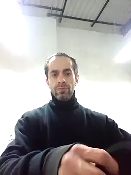 Snapshot of 1Amarguetix chatting on December 17, 8:23 am 1Amarguetix online show from December 17, 8:23 am