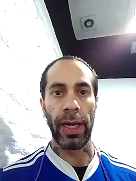 Snapshot of 1Amarguetix chatting on January 7, 7:11 am 1Amarguetix online show from January 7, 7:11 am