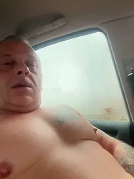 JakubW79 online show from December 5, 12:33 pm