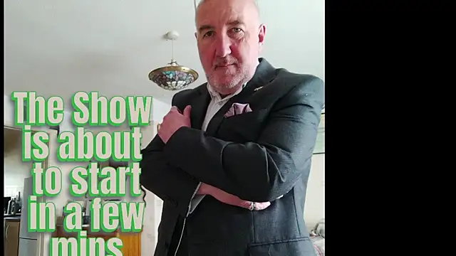 Adamdaddybear online show from March 2, 8:10 am