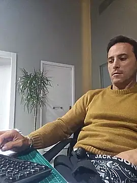 Lucas   81 online show from January 7, 7:41 pm