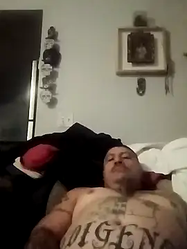 B DOGG69 online show from December 12, 7:08 am