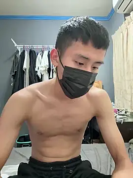 Snapshot of Benson18y chatting on December 19, 8:02 am Benson18y online show from December 19, 8:02 am