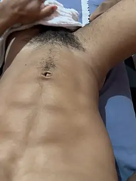 Snapshot of E_Himeros chatting on February 6, 5:03 am E Himeros online show from February 6, 5:03 am