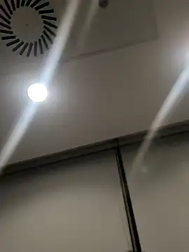 erickcpk1 online show from December 24, 3:49 am