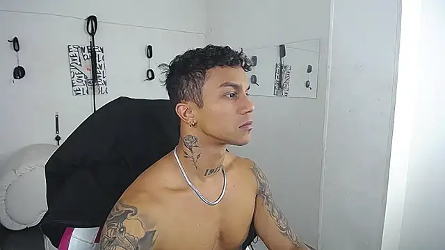 Leonard Price online show from February 12, 2:45 pm