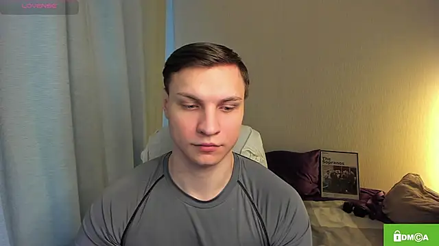 handsome guy01 online show from April 9, 6:19 am