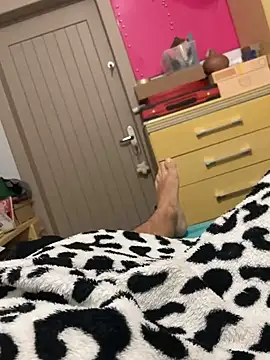 deliciousbooy online show from February 11, 2:25 am