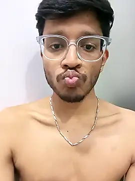 skinnyyyyyyyyy online show from January 22, 3:51 pm