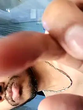 skinnyyyyyyyyy online show from March 2, 7:21 am