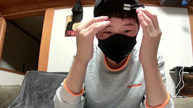 tuki fu online show from December 10, 11:00 am