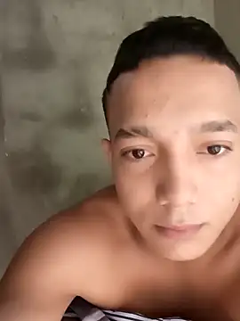 Snapshot of tayson_ chatting on January 15, 2:56 pm tayson  online show from January 15, 2:56 pm