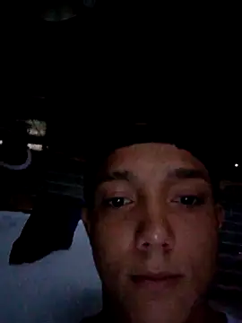 Snapshot of tayson_ chatting on March 3, 11:38 am tayson  online show from March 3, 11:38 am