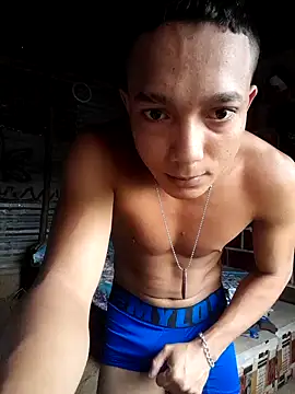 Snapshot of tayson_ chatting on January 17, 3:11 pm tayson  online show from January 17, 3:11 pm