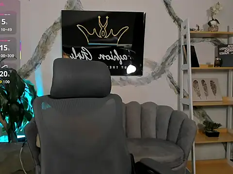 MaximusDick1  online show from February 3, 4:10 am