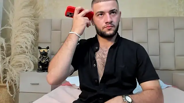 MaximusDick1  online show from December 17, 4:31 am