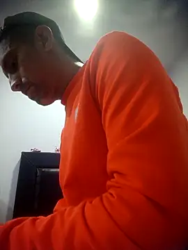 jeremiabello online show from December 5, 9:00 pm