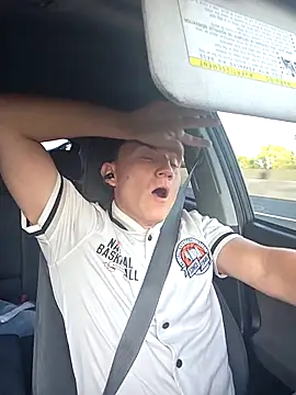 monitobuenchorro online show from September 17, 1:28 am