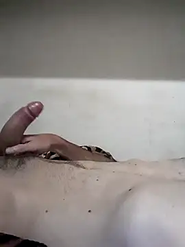 Gabrielxxx022 online show from December 12, 2:04 am