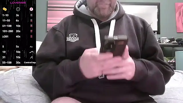 BondBroken online show from November 19, 9:03 pm