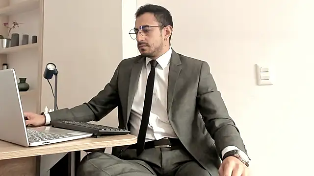 pablo-rincon95 online show from January 9, 3:44 pm